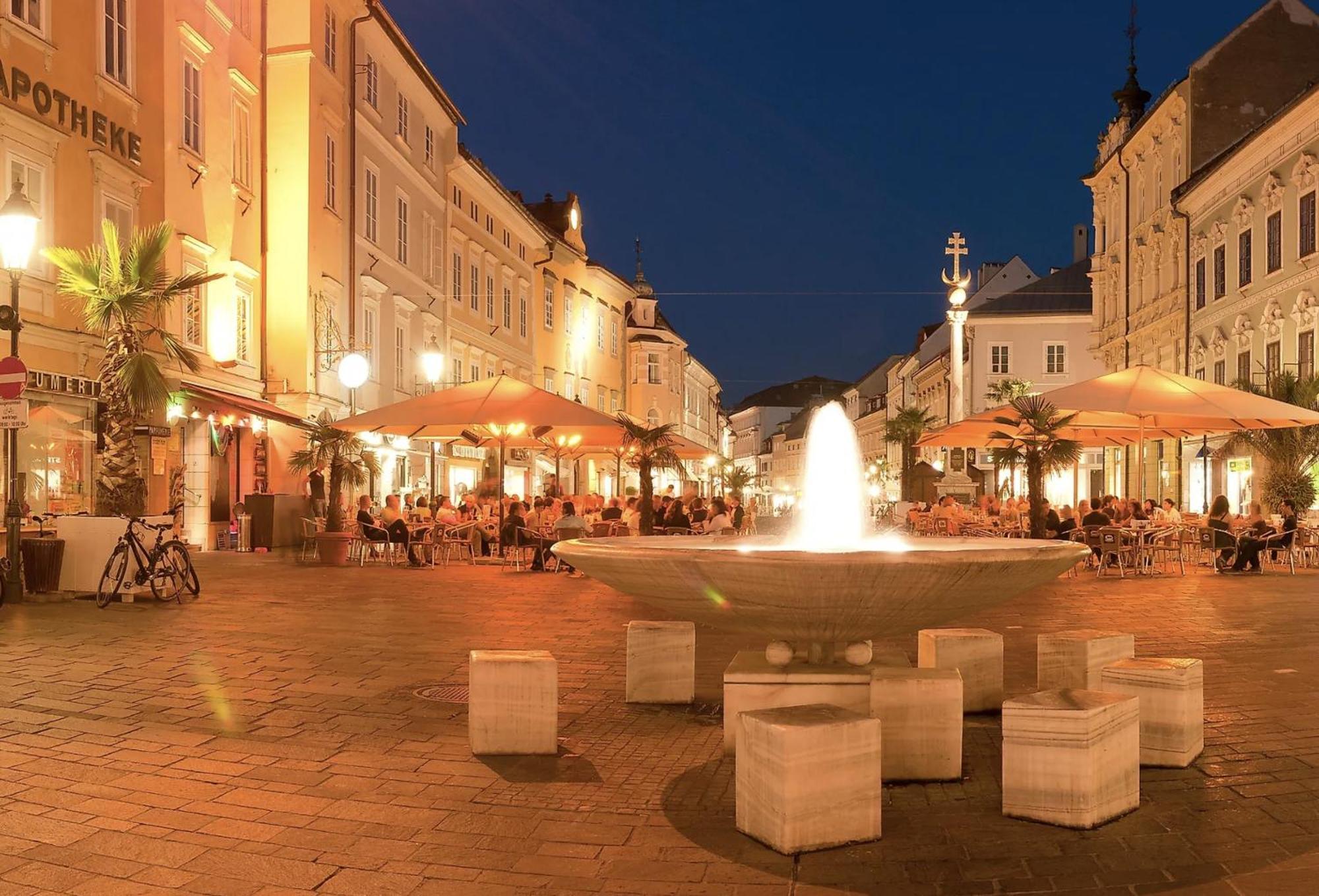 Cityhotel Am Domplatz Self-Checkin Klagenfurt am Woerthersee Esterno foto