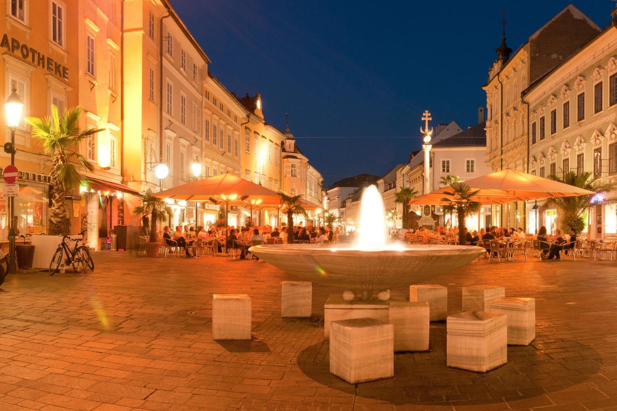 Cityhotel Am Domplatz Self-Checkin Klagenfurt am Woerthersee Esterno foto