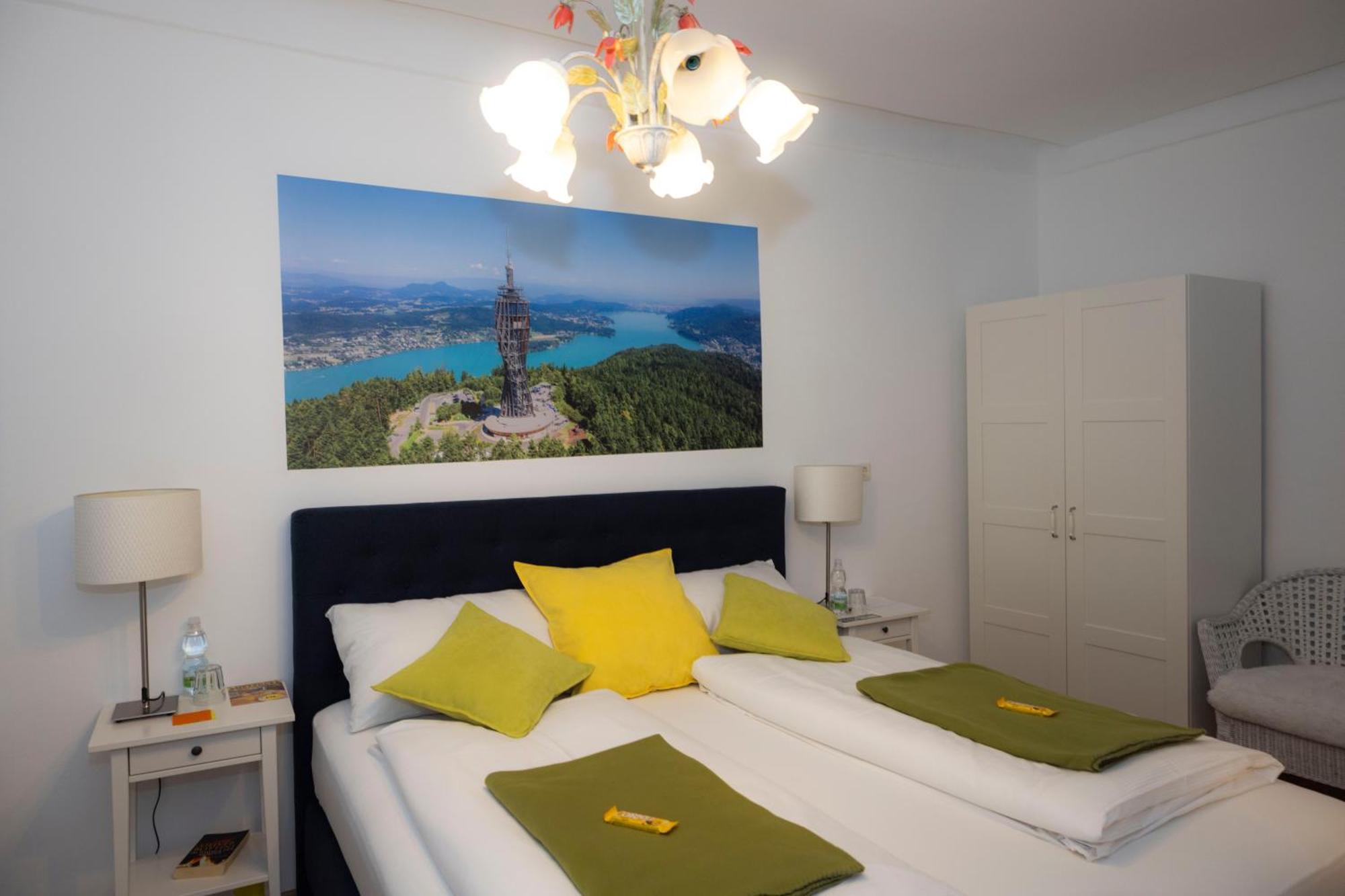 Cityhotel Am Domplatz Self-Checkin Klagenfurt am Woerthersee Esterno foto
