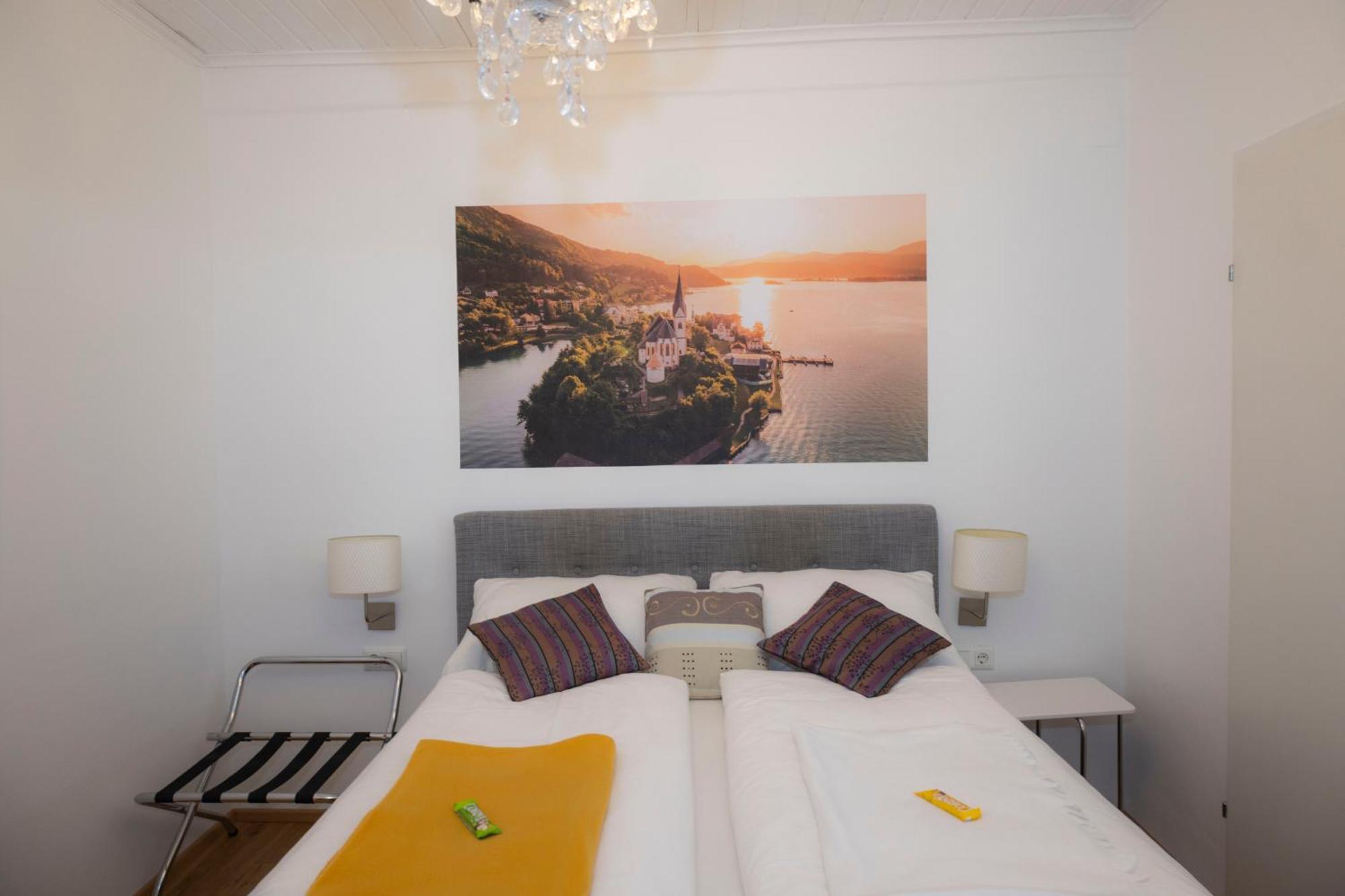 Cityhotel Am Domplatz Self-Checkin Klagenfurt am Woerthersee Esterno foto